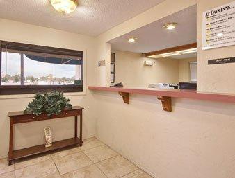 Days Inn Norman Extérieur photo